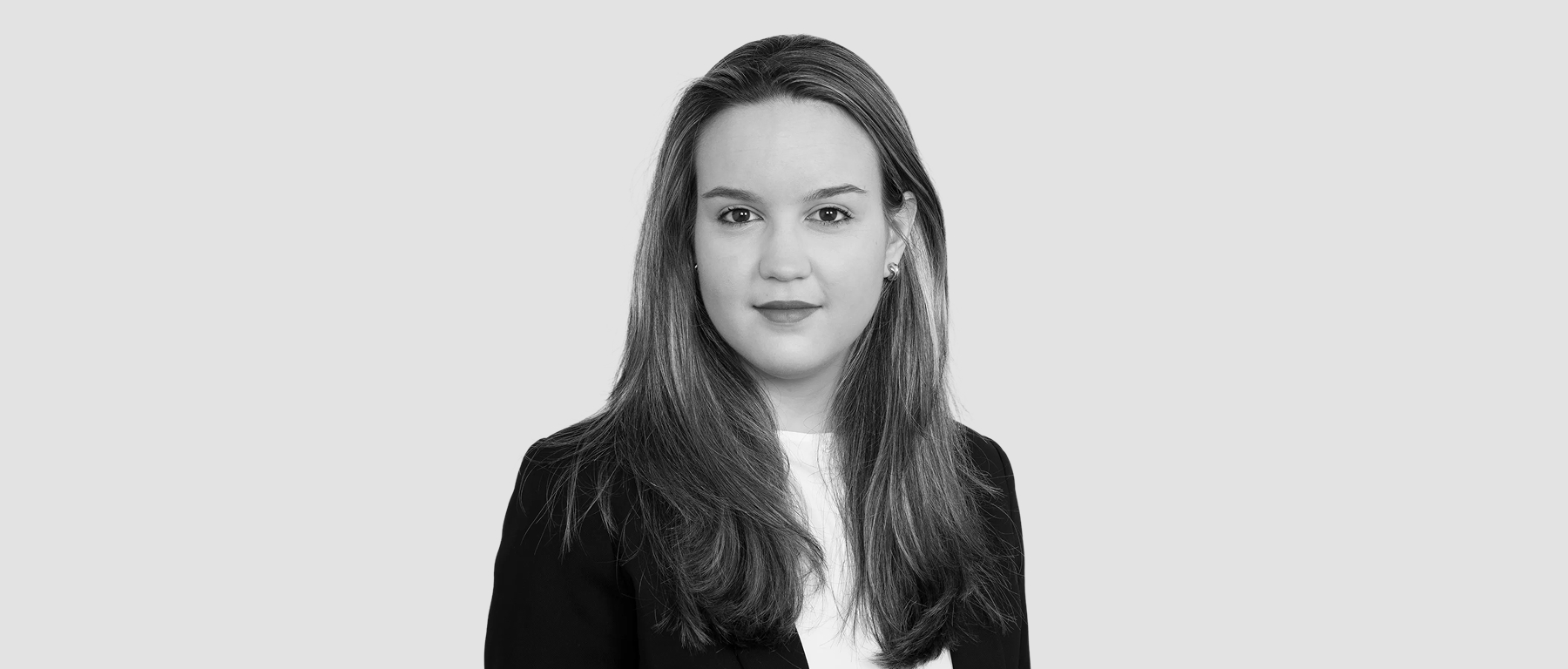 FOTO-Maria-Garcia-Zarzalejos-Abogado-Derecho-Mercantil-Andersen-Tax-Legal